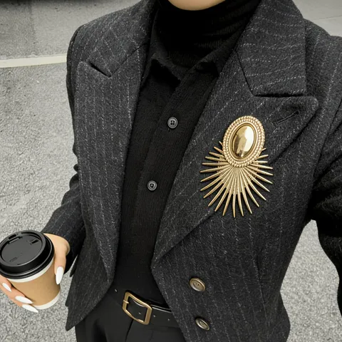 Pin de hierro tipo sol