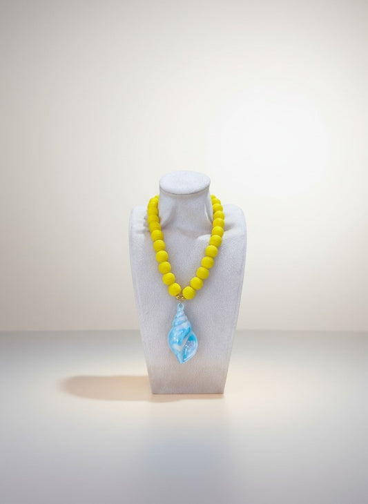 Collar conchita azul
