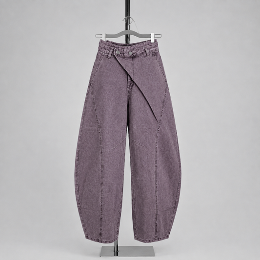 Pantalón con detalle cruzado